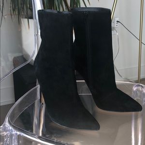 Suede black boots